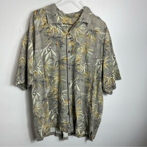 Tommy Bahama Silk button up Hawaiian top size 2xl 1699